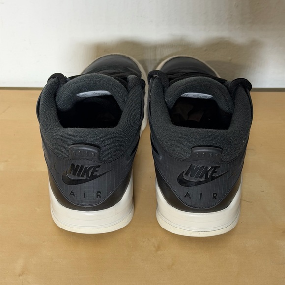 Nike Air Jordan 4 RM Black Light Bone Sneakers FQ7939-001 Men’s Size 10.5 - Picture 4 of 8